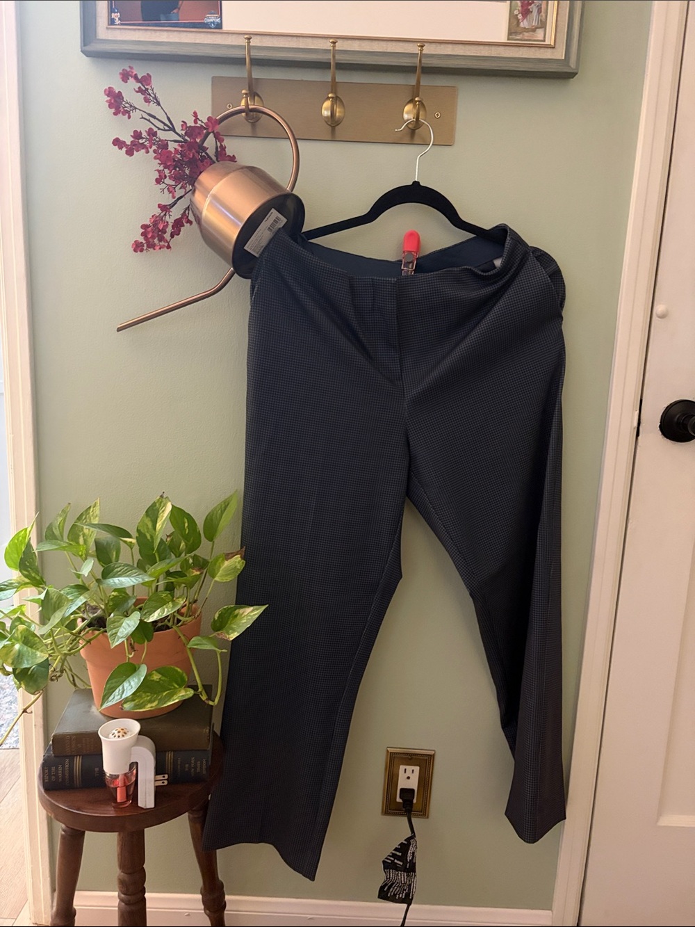Amanda & Chelsea Women's Dark Navy Micro-Pattern Straight-Leg Trousers